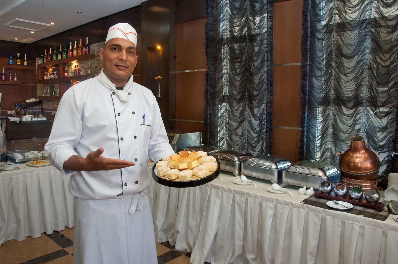 Diyafat Al Saada Serviced Apartments - Ishbillia リヤード エクステリア 写真